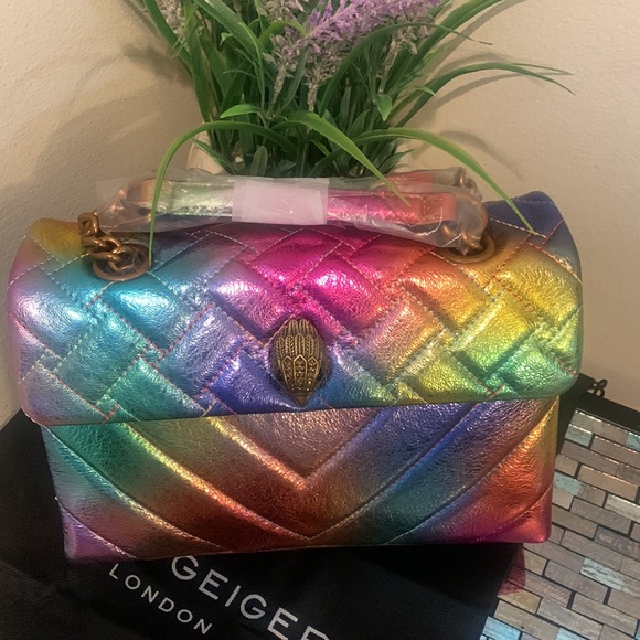 Kensington Quilted Leather Convertible Shoulder Bag
KURT GEIGER LONDON - Picture 15 of 17